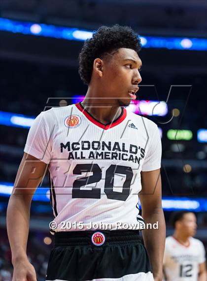 Thumbnail 2 in 2015 McDonald's All-American Boys Game photogallery.