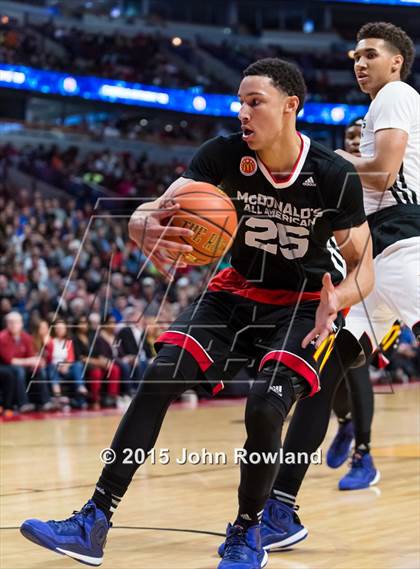 Thumbnail 2 in 2015 McDonald's All-American Boys Game photogallery.