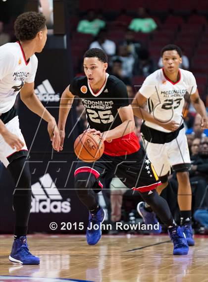 Thumbnail 3 in 2015 McDonald's All-American Boys Game photogallery.