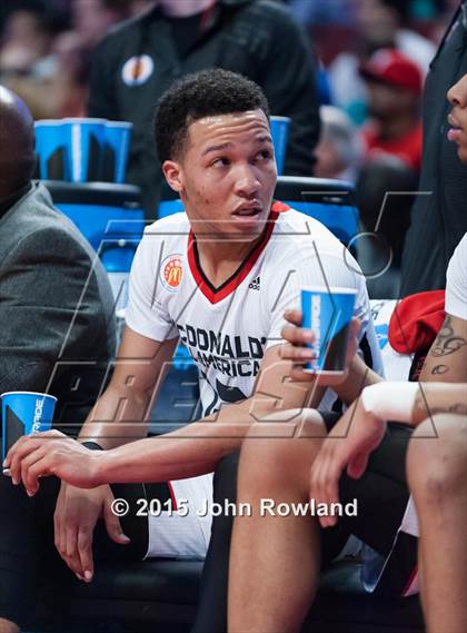 Thumbnail 2 in 2015 McDonald's All-American Boys Game photogallery.