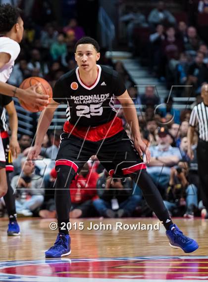 Thumbnail 1 in 2015 McDonald's All-American Boys Game photogallery.