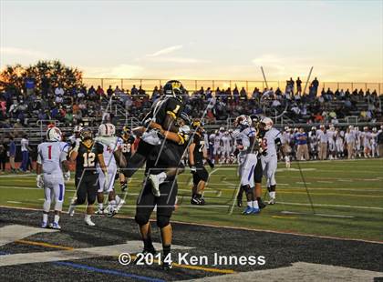 Thumbnail 1 in DeMatha @ Archbishop Wood photogallery.