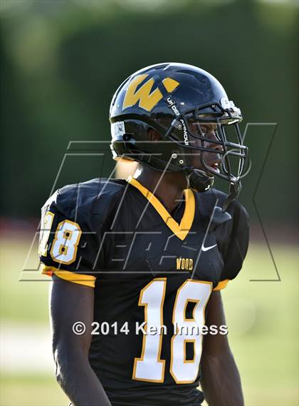 Thumbnail 2 in DeMatha @ Archbishop Wood photogallery.
