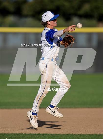 Thumbnail 3 in Davis Sr. vs. Redwood photogallery.