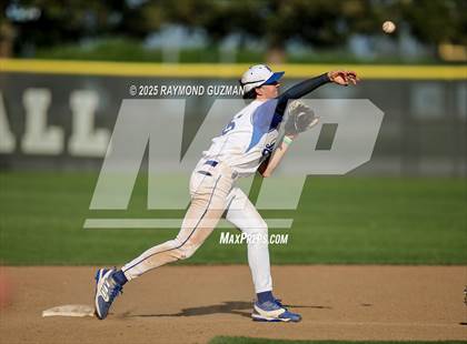 Thumbnail 2 in Davis Sr. vs. Redwood photogallery.