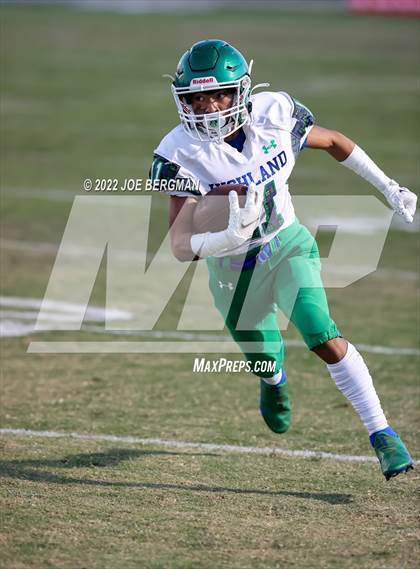 Thumbnail 3 in Highland @ Bakersfield Christian photogallery.