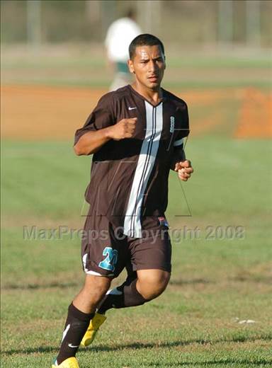 null - Photo 01