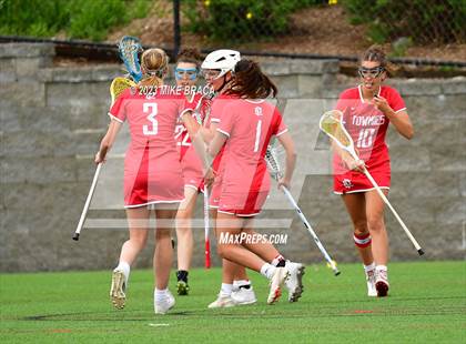 Thumbnail 2 in East Providence vs. St. Mary Academy-Bay View (RIIL Division 3 Final) photogallery.
