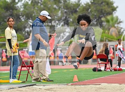 Thumbnail 2 in CIF San Diego Section Girls Track and Field Finals photogallery.