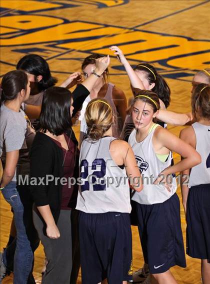 Thumbnail 3 in JV: Morristown-Hamblen East @ Seymour photogallery.