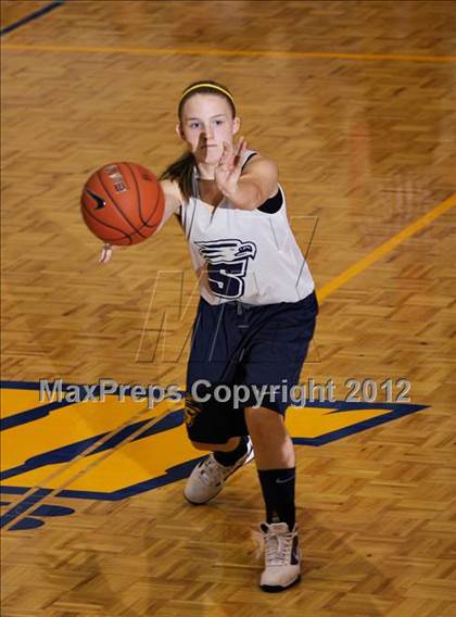 Thumbnail 2 in JV: Morristown-Hamblen East @ Seymour photogallery.