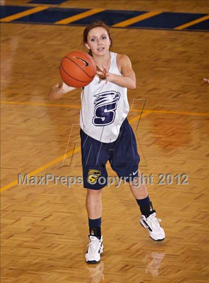 Thumbnail 1 in JV: Morristown-Hamblen East @ Seymour photogallery.