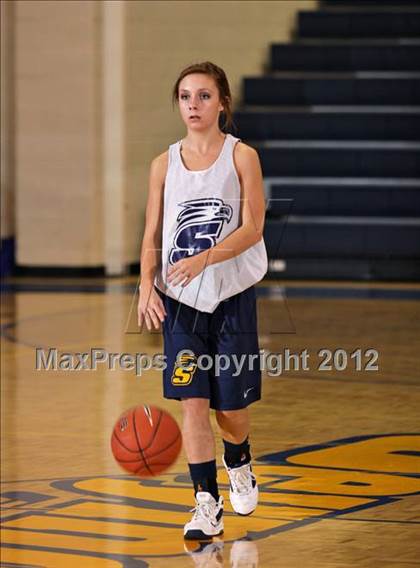 Thumbnail 2 in JV: Morristown-Hamblen East @ Seymour photogallery.