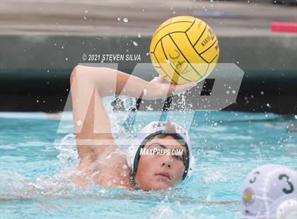 Thumbnail 3 in Coronado vs. JSerra Catholic (America's Finest City Tournament) photogallery.