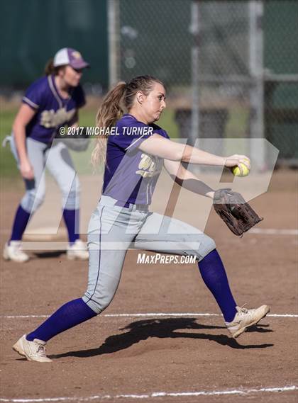 Thumbnail 1 in Red Bluff vs. Willows photogallery.