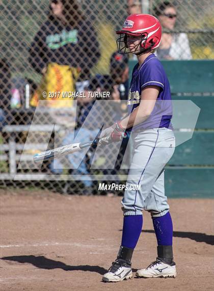 Thumbnail 1 in Red Bluff vs. Willows photogallery.