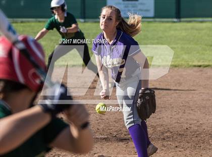 Thumbnail 1 in Red Bluff vs. Willows photogallery.