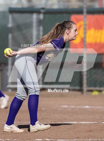 Thumbnail 2 in Red Bluff vs. Willows photogallery.