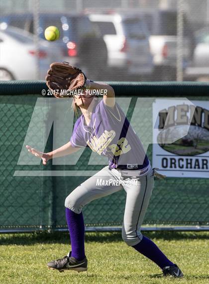 Thumbnail 1 in Red Bluff vs. Willows photogallery.