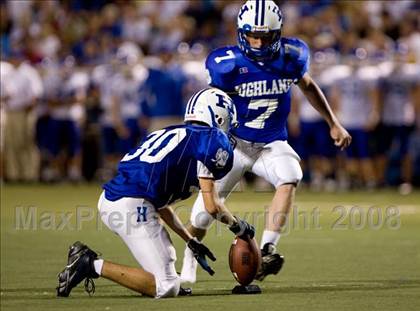 Thumbnail 2 in Covington Catholic @ Highlands photogallery.