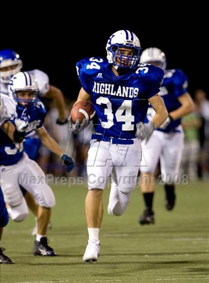 Thumbnail 2 in Covington Catholic @ Highlands photogallery.