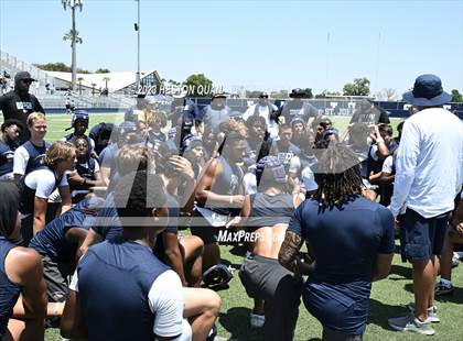 Thumbnail 3 in St. John Bosco vs. Carlsbad (Brave 8 Invitational) photogallery.