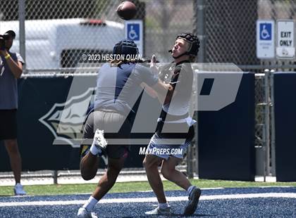 Thumbnail 2 in St. John Bosco vs. Carlsbad (Brave 8 Invitational) photogallery.