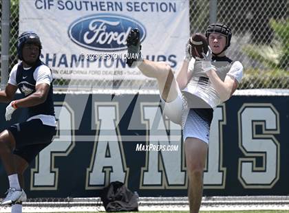 Thumbnail 1 in St. John Bosco vs. Carlsbad (Brave 8 Invitational) photogallery.
