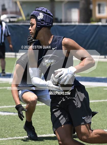 Thumbnail 1 in St. John Bosco vs. Carlsbad (Brave 8 Invitational) photogallery.