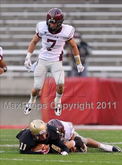 Thumbnail 3 in Lone Peak vs Jordan (5A Semifinal) photogallery.