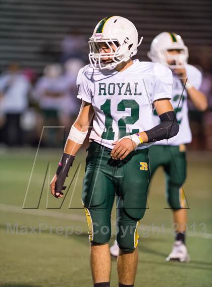 Thumbnail 2 in Royal @ Simi Valley photogallery.