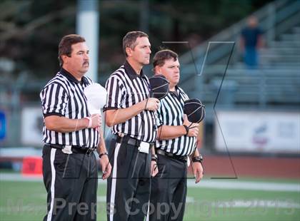 Thumbnail 2 in Royal @ Simi Valley photogallery.