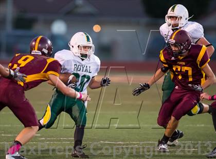 Thumbnail 2 in Royal @ Simi Valley photogallery.