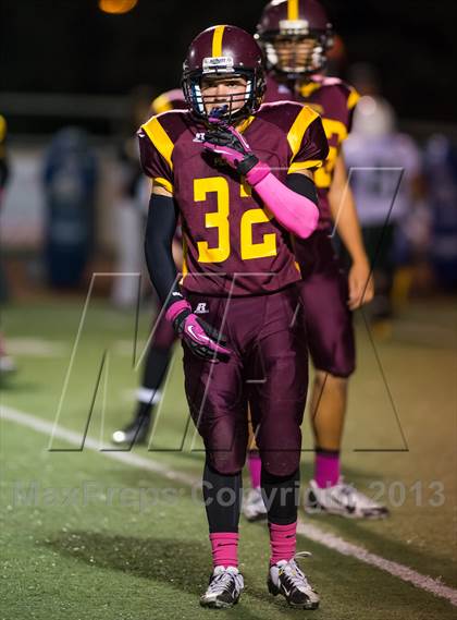 Thumbnail 3 in Royal @ Simi Valley photogallery.