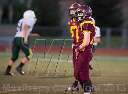 Thumbnail 3 in Royal @ Simi Valley photogallery.