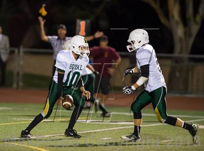 Thumbnail 2 in Royal @ Simi Valley photogallery.