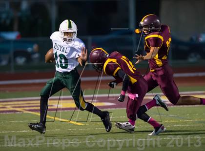 Thumbnail 1 in Royal @ Simi Valley photogallery.