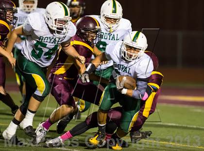 Thumbnail 3 in Royal @ Simi Valley photogallery.