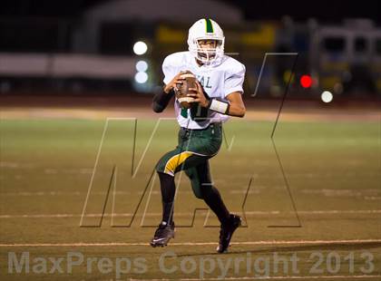 Thumbnail 2 in Royal @ Simi Valley photogallery.