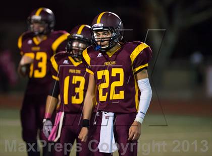 Thumbnail 3 in Royal @ Simi Valley photogallery.