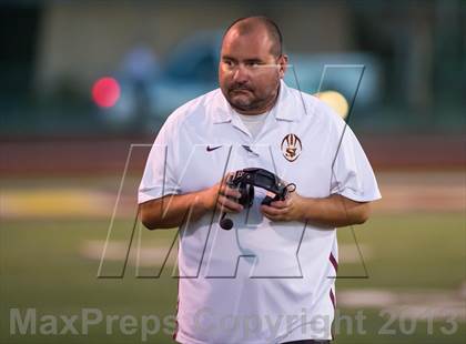 Thumbnail 1 in Royal @ Simi Valley photogallery.