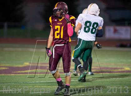 Thumbnail 3 in Royal @ Simi Valley photogallery.
