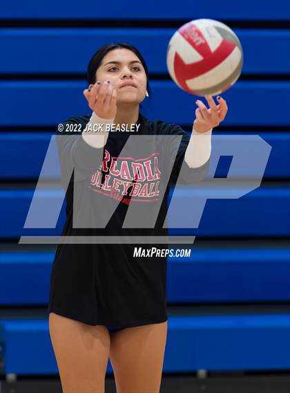Thumbnail 2 in Mira Costa vs Arcadia (Nike TOC Southwest) photogallery.