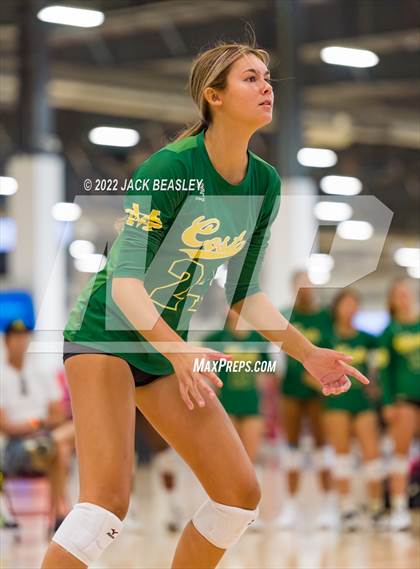 Thumbnail 2 in Mira Costa vs Arcadia (Nike TOC Southwest) photogallery.