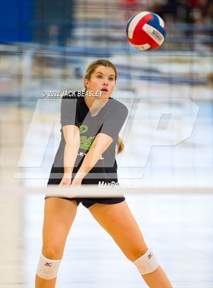 Thumbnail 2 in Mira Costa vs Arcadia (Nike TOC Southwest) photogallery.
