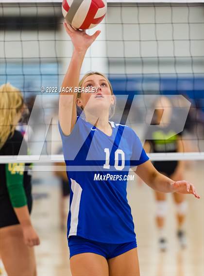 Thumbnail 2 in Mira Costa vs Arcadia (Nike TOC Southwest) photogallery.