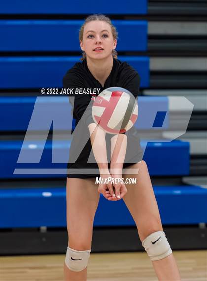 Thumbnail 3 in Mira Costa vs Arcadia (Nike TOC Southwest) photogallery.