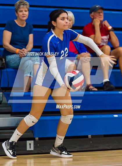 Thumbnail 1 in Mira Costa vs Arcadia (Nike TOC Southwest) photogallery.