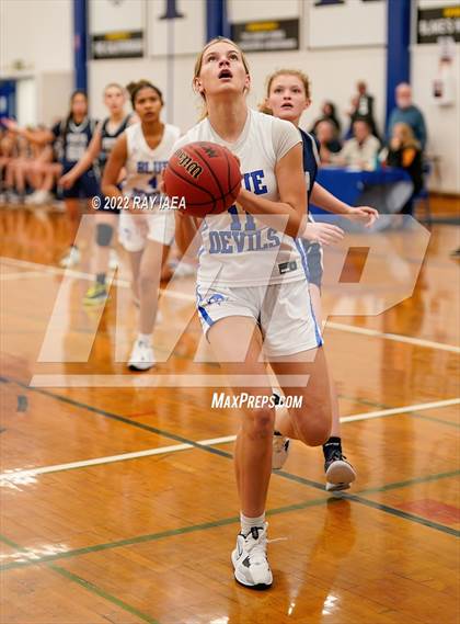 Thumbnail 3 in Vista del Lago @ Davis (Dorothy Speck Tournament) photogallery.
