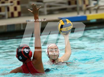 Thumbnail 2 in Gunn vs Lincoln (Amanda MacDonald Tournament) photogallery.